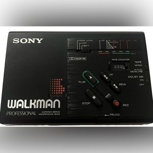 Vintage Sony Walkman Professional Stereo Casette-Corder WM-D3